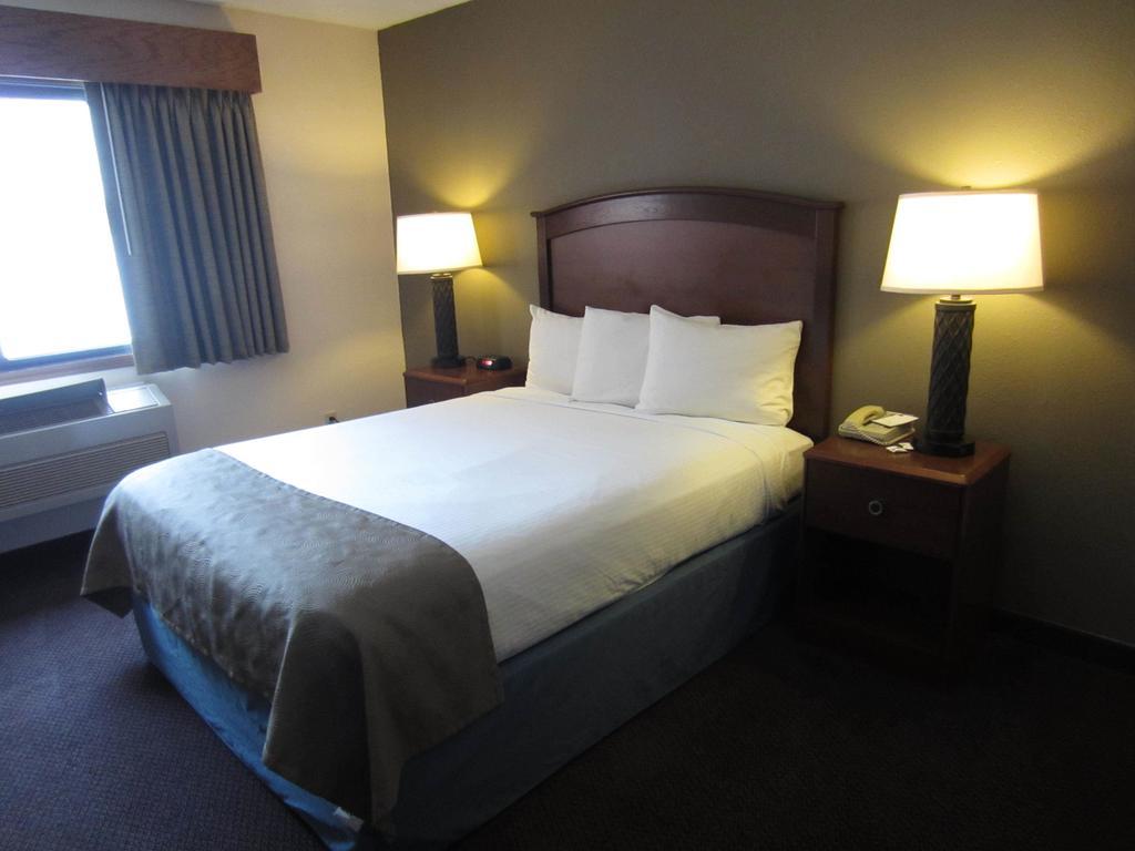 Americinn By Wyndham Hutchinson Quarto foto